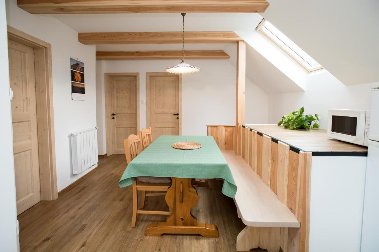 Apartment Apartma Hkavc Markez